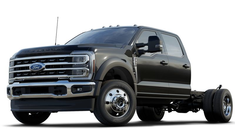 2025 Ford Chassis Cab