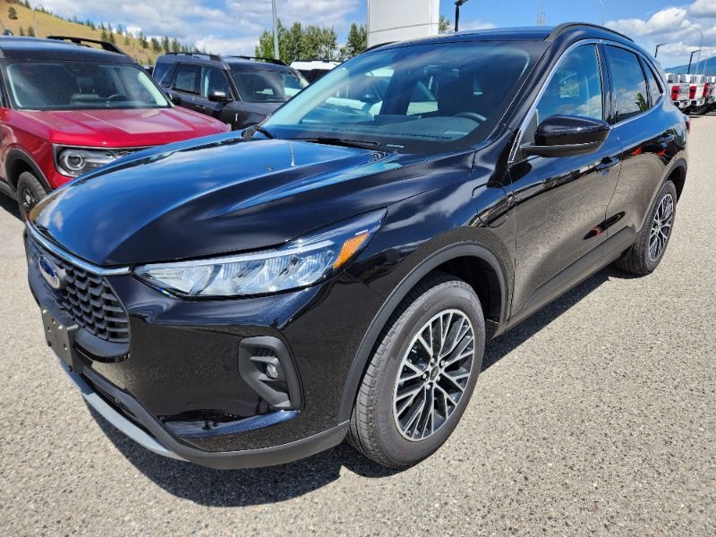 Used 2025 Ford Escape Plug-In-Hybrid 250799