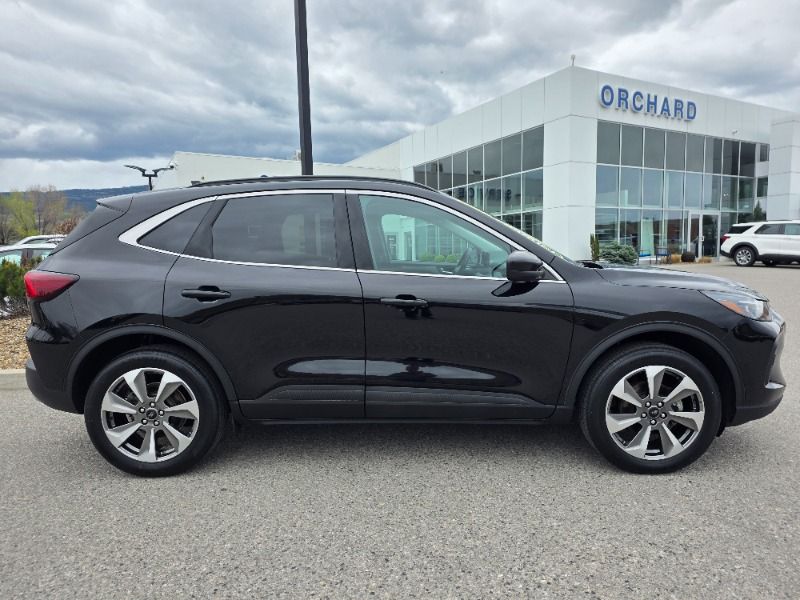 Used 2025 Ford Escape Platinum P26067
