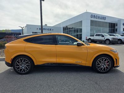 2022 Ford Mustang Mach-E