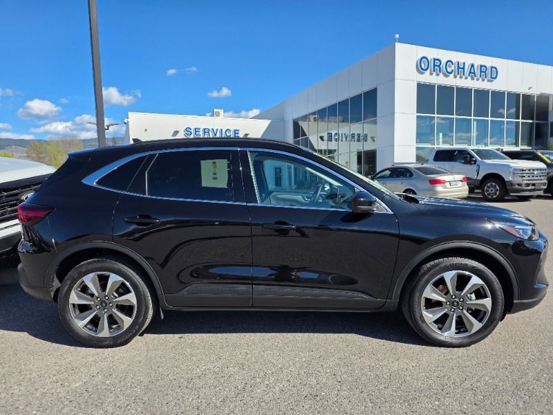 2025 Ford Escape