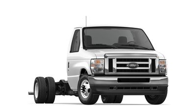 2025 Ford E-Series Cutaway