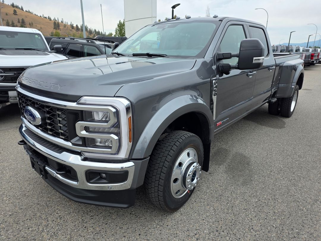 New 2026 Ford Super-Duty F-450-Lariat 260955