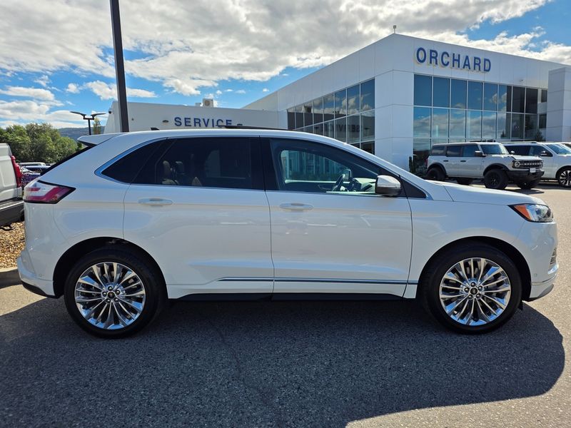2023 Ford Edge