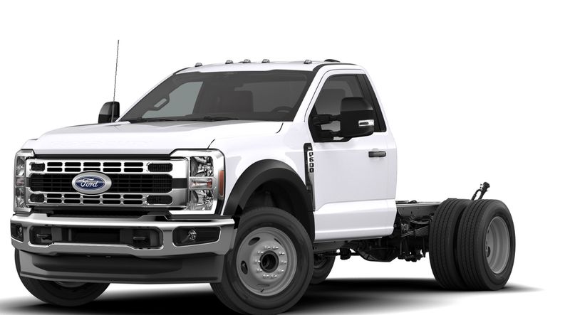 2026 Ford Super Duty F-600 DRW