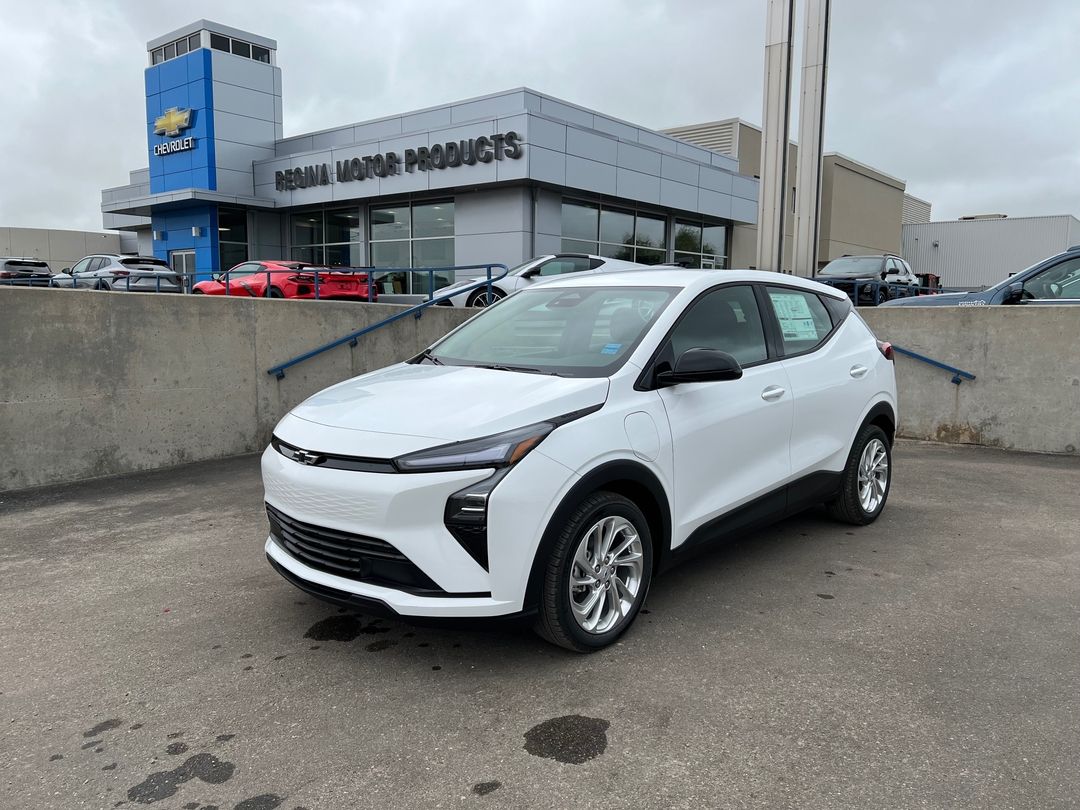 New 2027 Chevrolet Bolt LT 260440