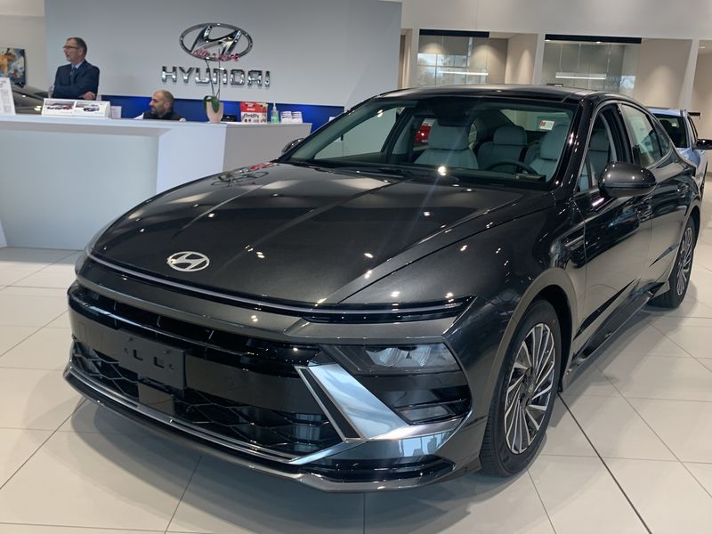 2026 Hyundai Sonata Hybrid