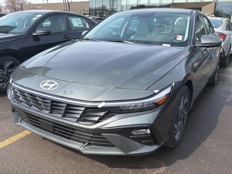 2026 Hyundai Elantra Hybrid