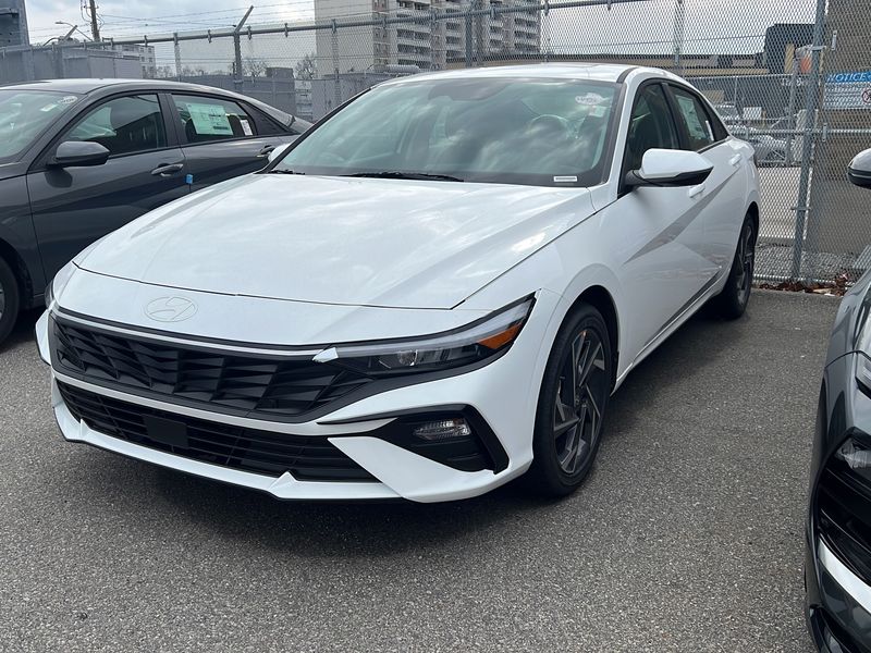 2026 Hyundai Elantra Hybrid