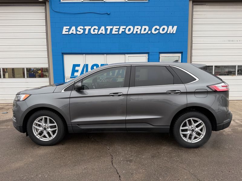 2024 Ford Edge