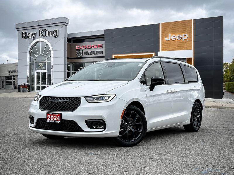 2024 Chrysler Pacifica