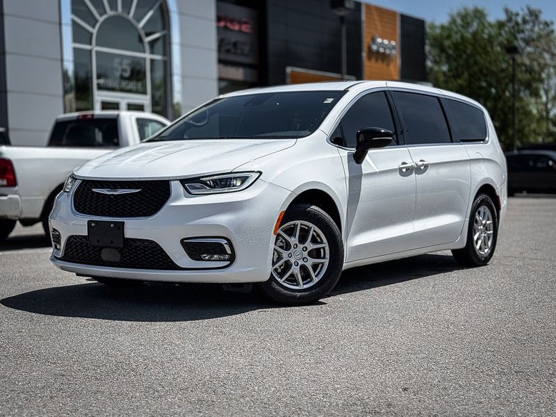 2026 Chrysler Pacifica