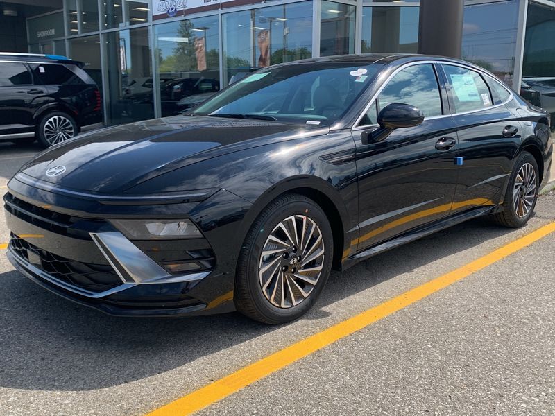 2026 Hyundai Sonata Hybrid