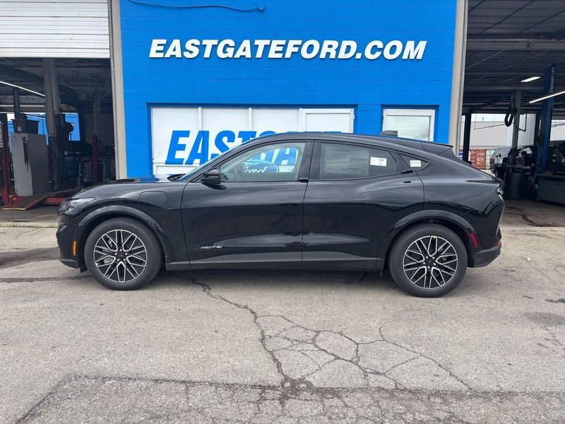 2026 Ford Mustang Mach-E