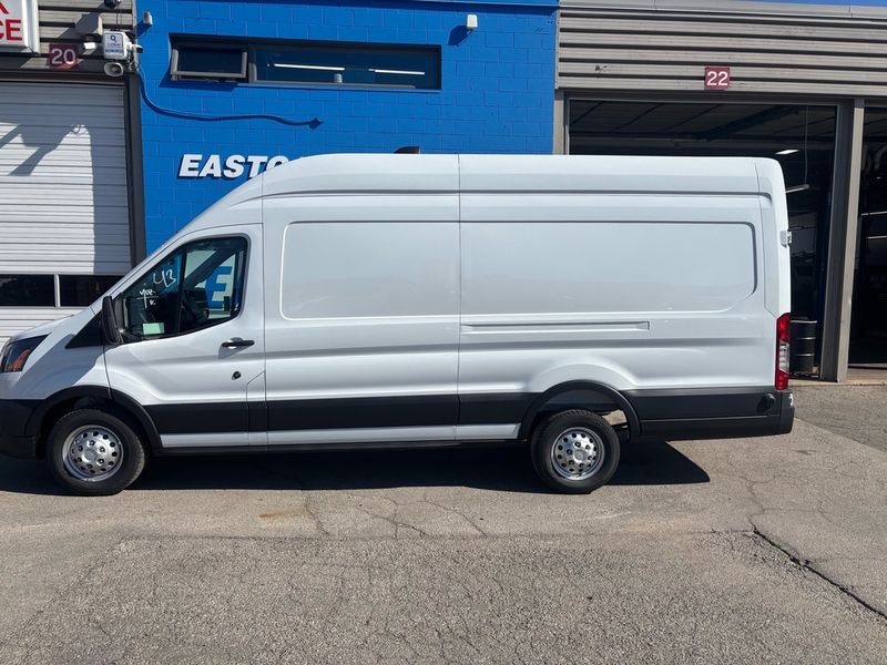 2027 Ford Transit