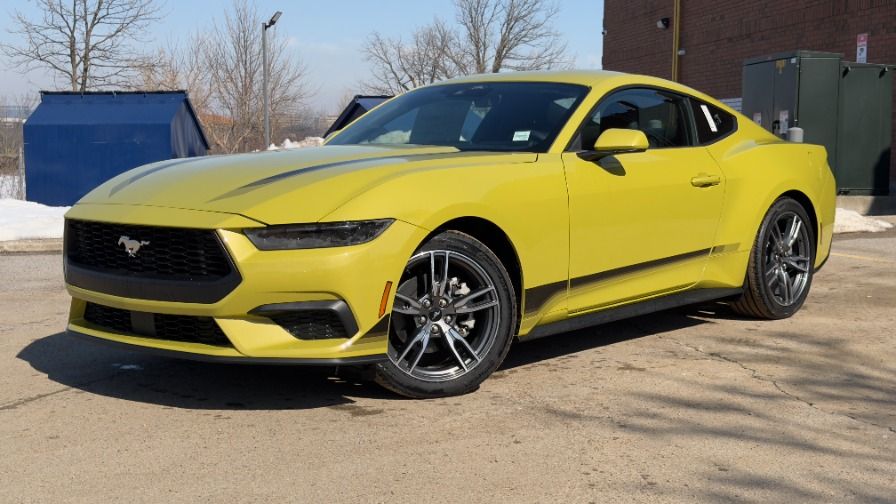 New 2025 Ford Mustang EcoBoost-Fastback M20648