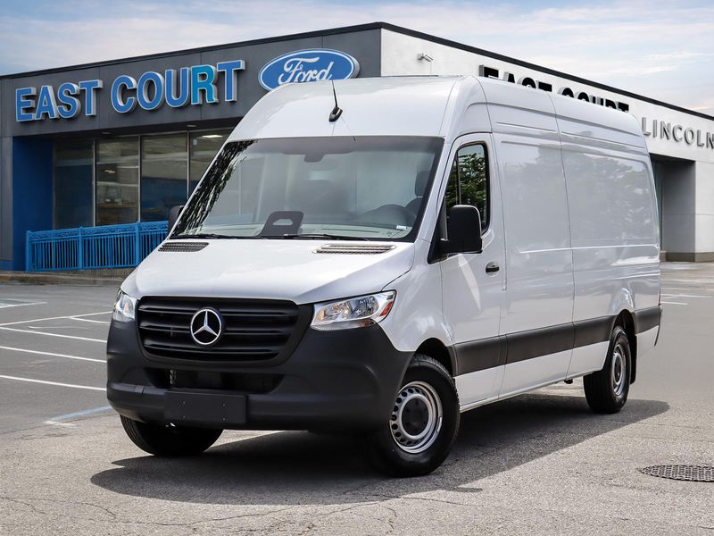 2025 Mercedes-Benz Sprinter