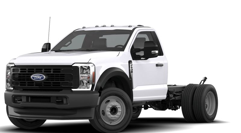 2026 Ford Super Duty F-600 DRW