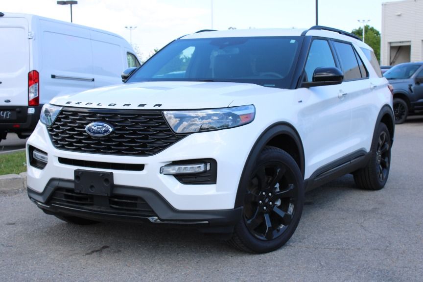 New 2024 Ford Explorer ST-Line XT18850