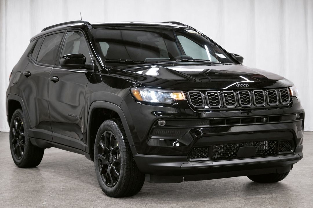 New 2026 Jeep Compass Altitude MP2613