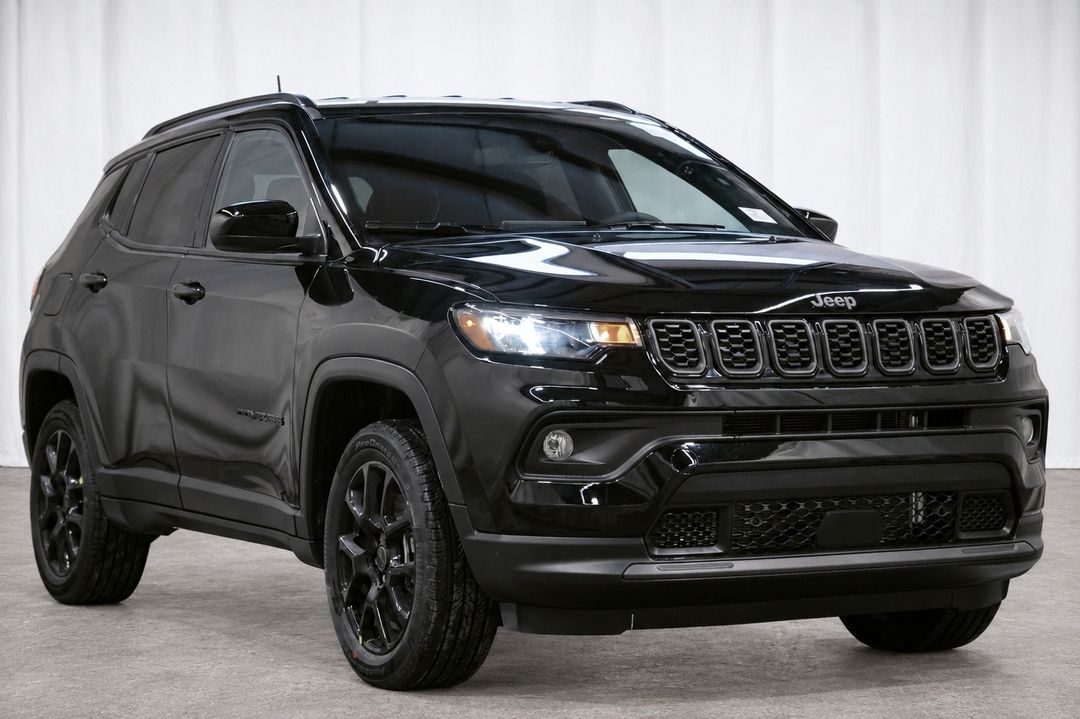 New 2026 Jeep Compass Altitude MP2610