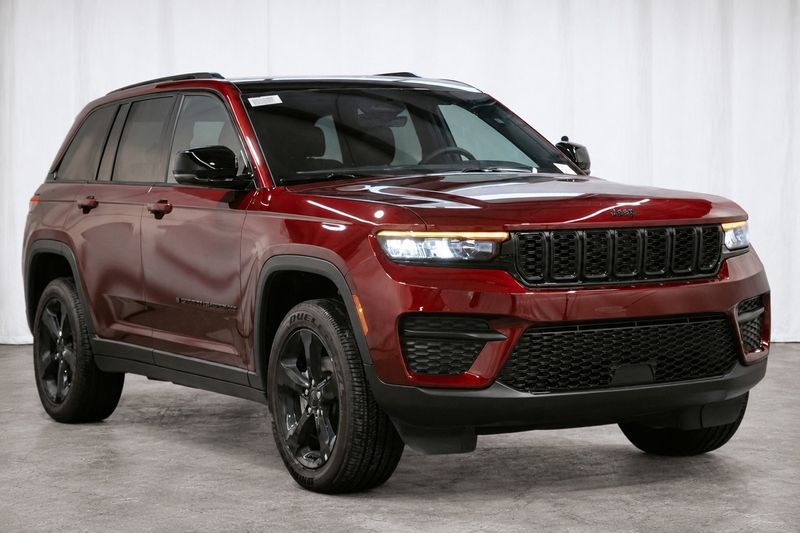 2025 Jeep Grand Cherokee