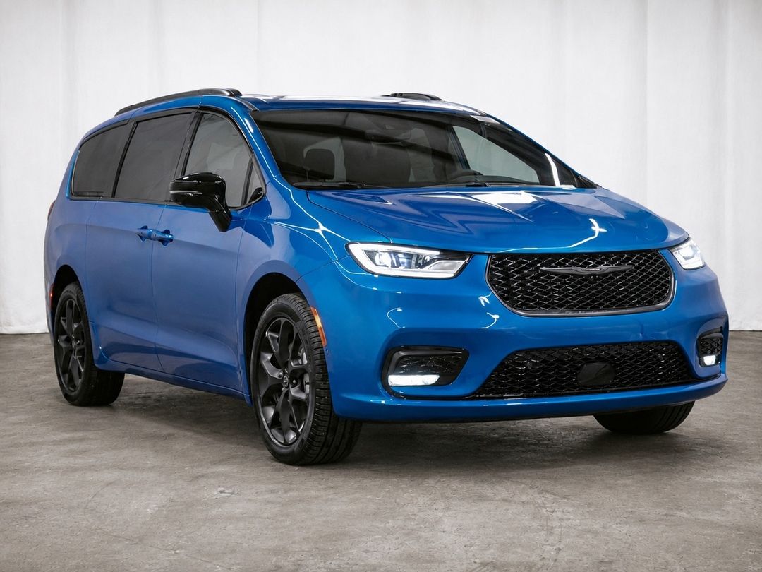 New 2026 Chrysler Pacifica Select-AWD RU2609