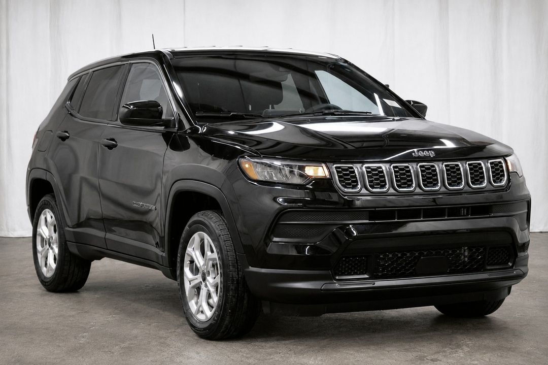 Used 2025 Jeep Compass Sport 15319