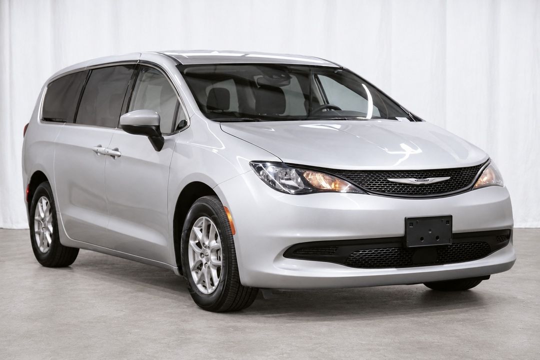 Used 2023 Chrysler Grand-Caravan SXT 15366