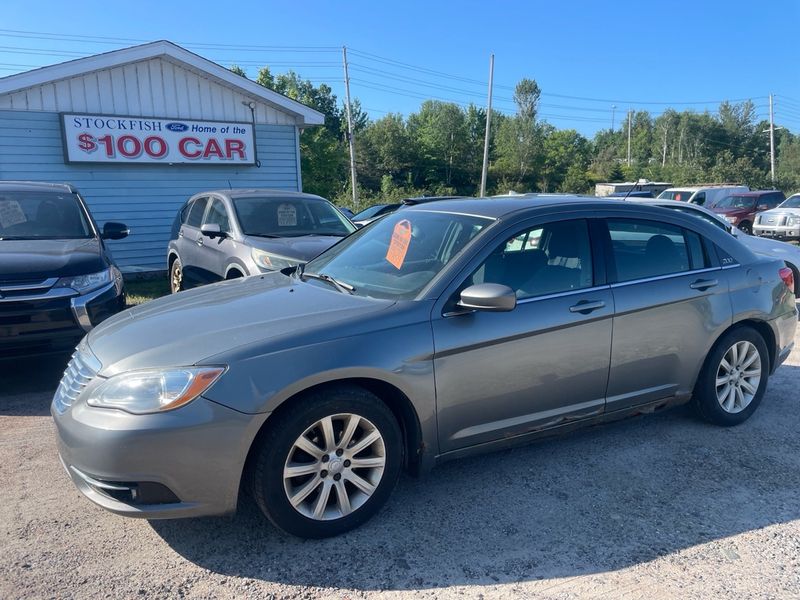 2012 Chrysler 200