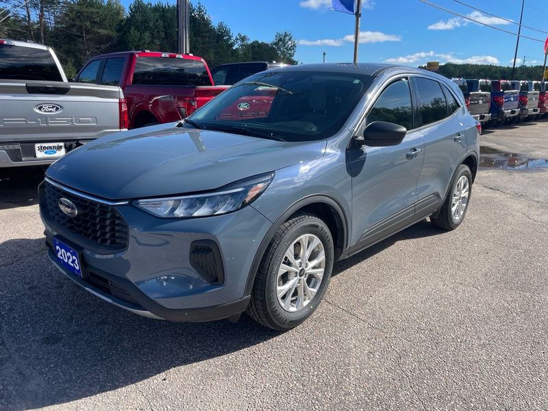 2023 Ford Escape