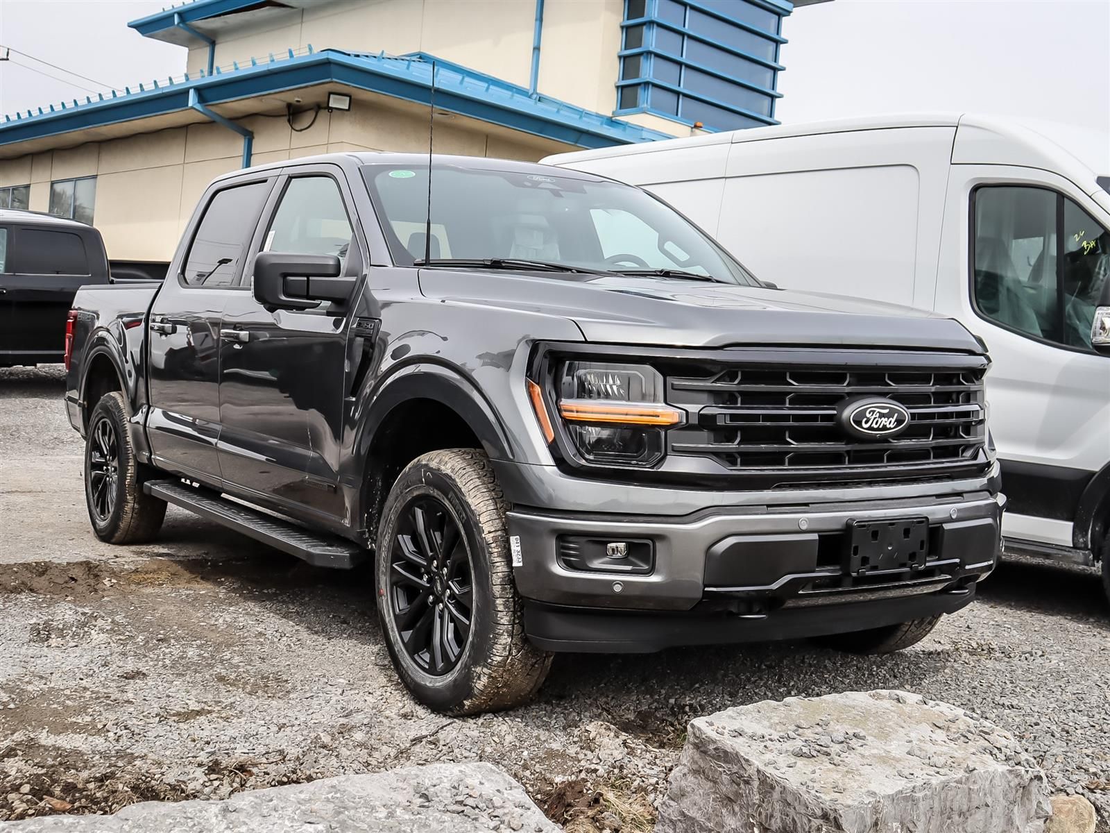 New 2026 Ford F-150 XLT FN7009