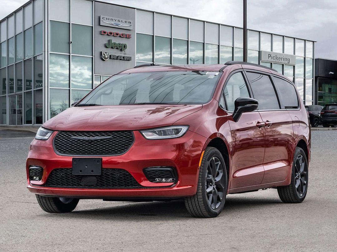 New 2026 Chrysler Pacifica Select CP26018