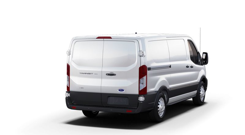 2022 Ford Transit Cargo Van