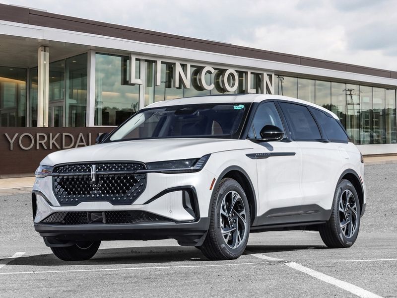 2026 Lincoln Nautilus