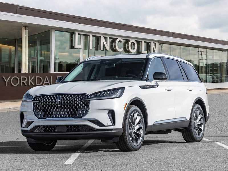 2026 Lincoln Aviator