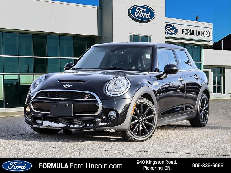 2017 MINI Cooper Hardtop 5 Door