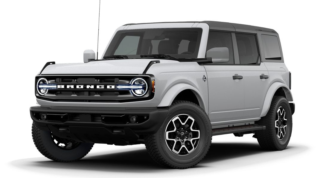 New 2026 Ford Bronco Outer-Banks E8BP972T7