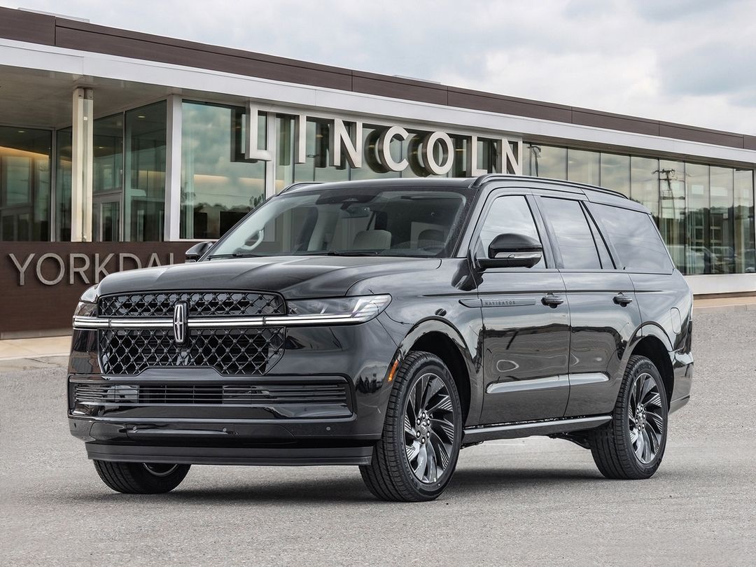 New 2027 Lincoln Navigator Reserve YN13807