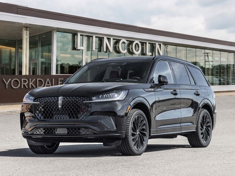 2027 Lincoln Aviator