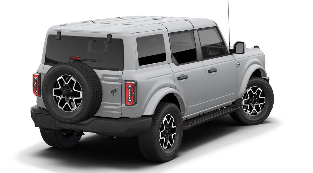 New 2026 Ford Bronco Outer-Banks FN7661