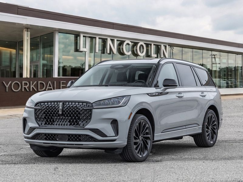 2027 Lincoln Aviator