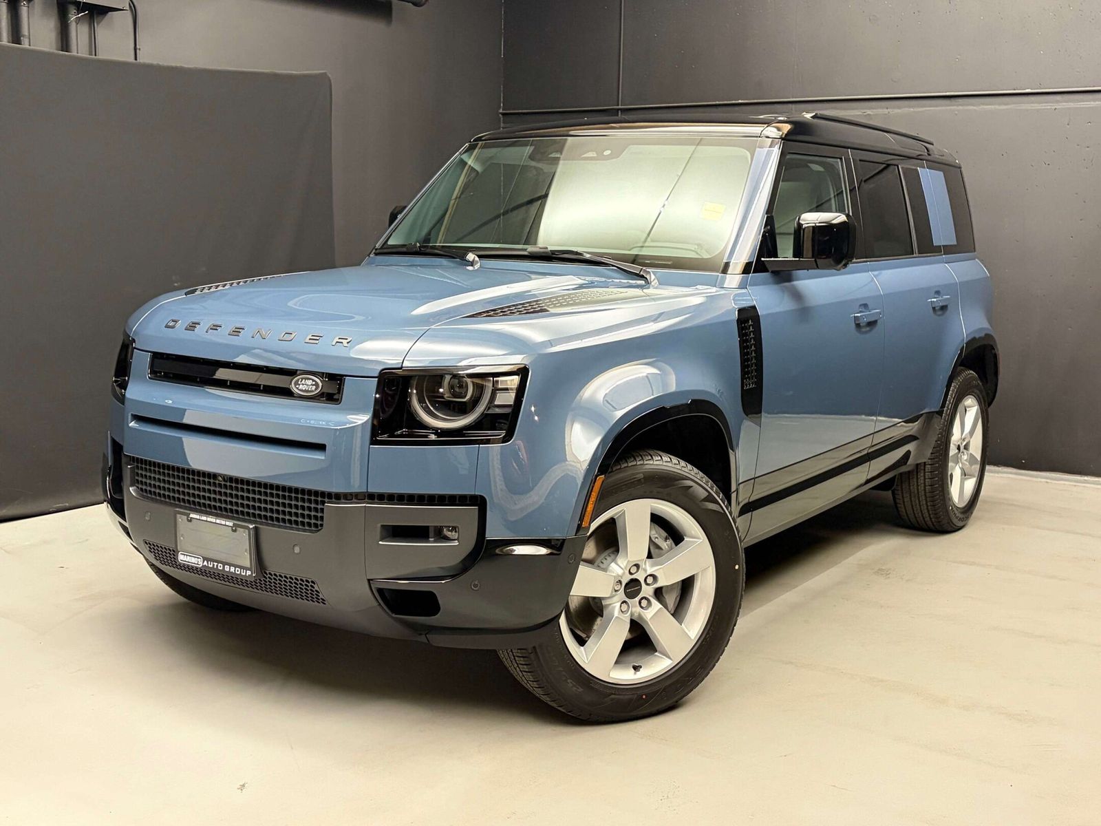 New 2026 Land Rover Defender X-dynamic-SE 26LR664139