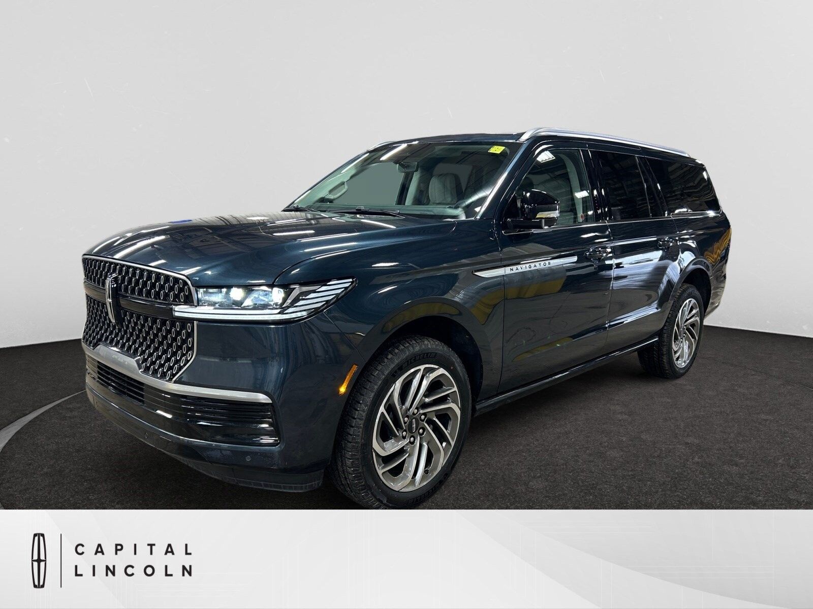 New 2026 Lincoln Navigator-L Reserve D393