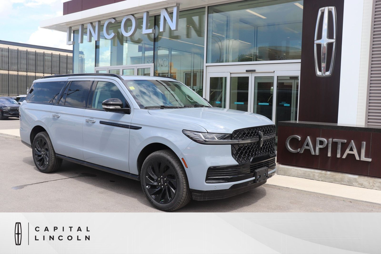 New 2026 Lincoln Navigator-L Reserve T1126