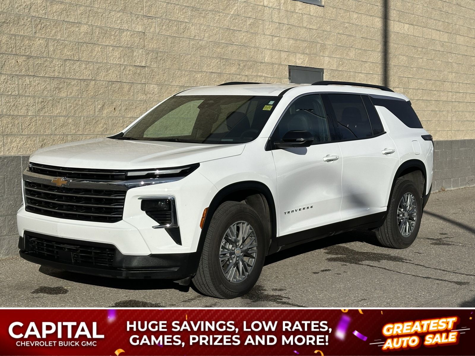 Used 2025 Chevrolet Traverse LT 461621A