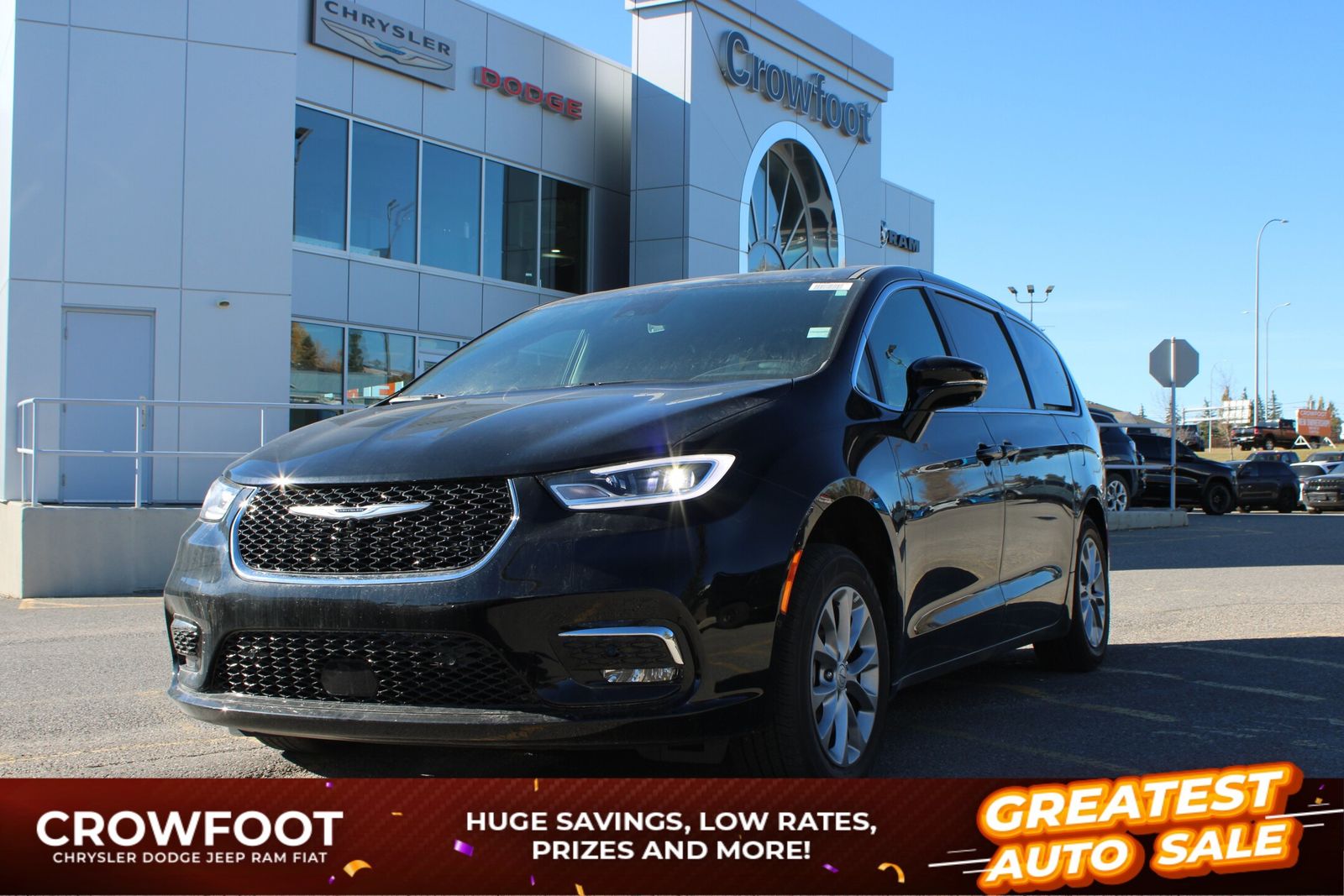 New 2026 Chrysler Pacifica Select 260505