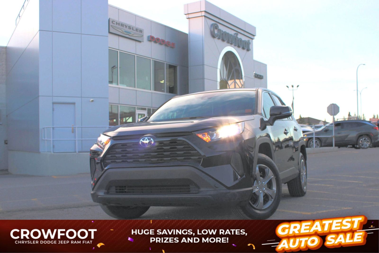 Used 2025 Toyota RAV4 LE---Toyota-Safety-Sense---8-Touchsceen---Departure-Alert---Blind-Spot---Rear-Cross-Path-&-More. 11236