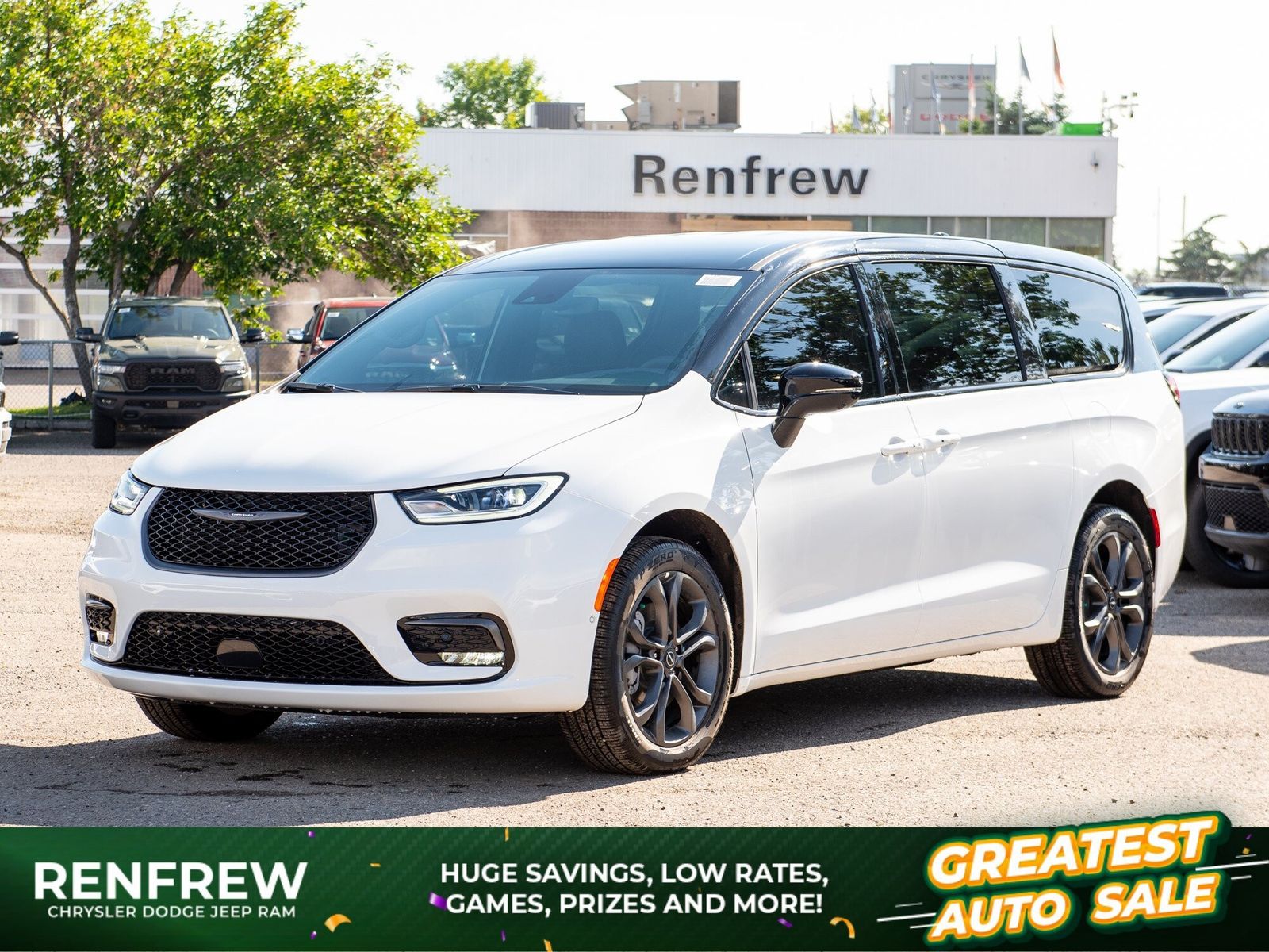 New 2026 Chrysler Pacifica Select 260429